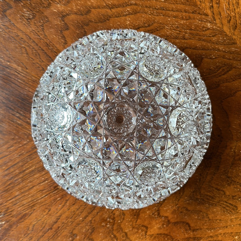 Gorgeous Crystal Bowl - Picture 6 of 9